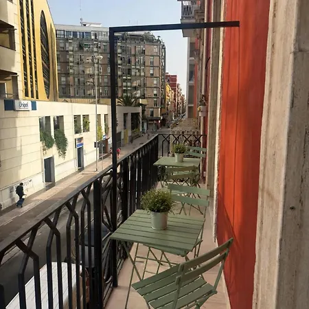 Palazzo Garibaldi Family Apartman
