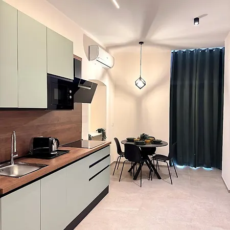 Apartman Palazzo Garibaldi Family